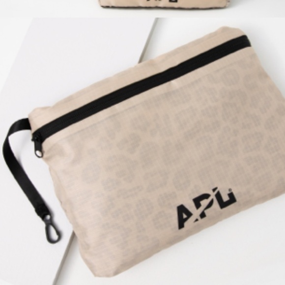 NEW APL - All-Purpose Packable Backpack - Picture 2 of 6